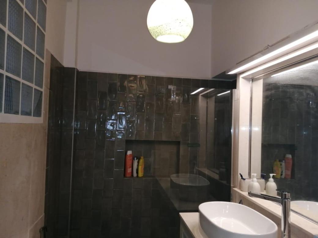 Rooms In Central เอเธนส์ ภายนอก รูปภาพ